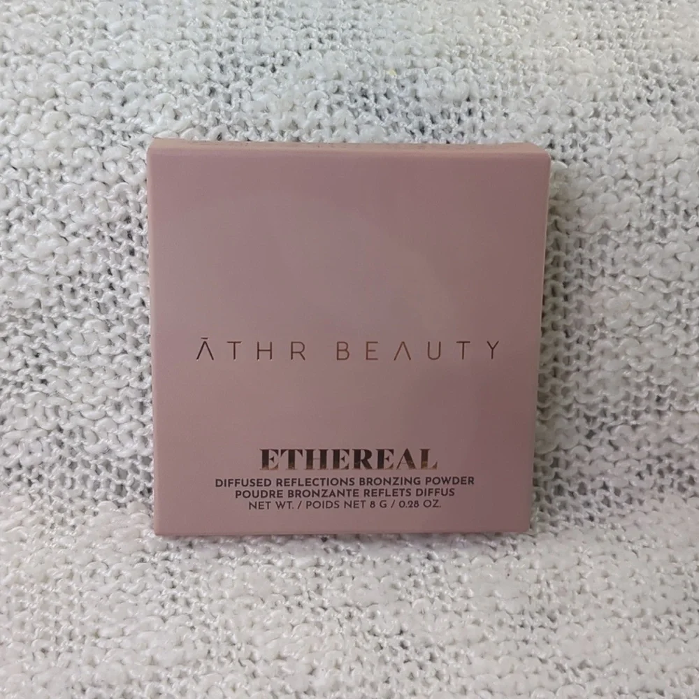 ĀTHR BEAUTY Ethereal Diffused Reflections Bronzing Powder, 8g/0.28oz